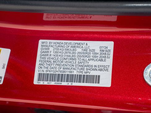 Certified 2025 Honda Pilot Touring image 41