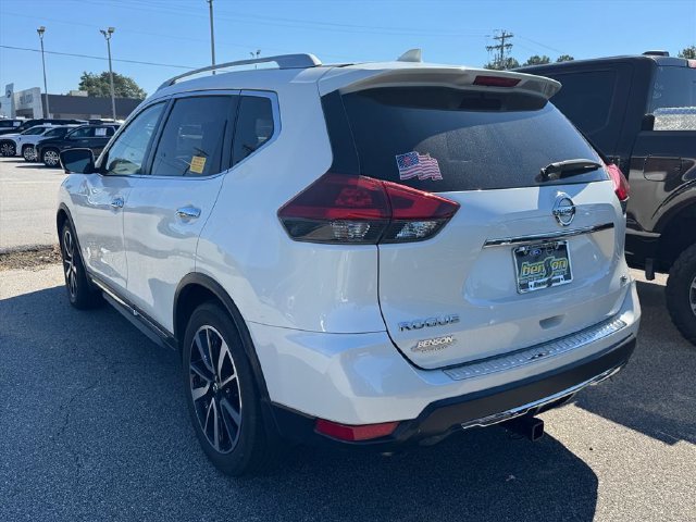 Used 2018 Nissan Rogue SL w/ Premium Package FWD image 2
