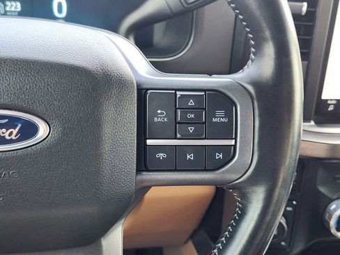 Used 2023 Ford F350 Lariat w/ FX4 Off-Road Package image 31