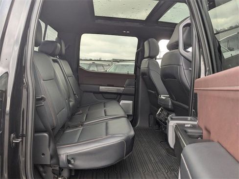 Used 2022 Ford F150 Lariat w/ Equipment Group 502A High image 27