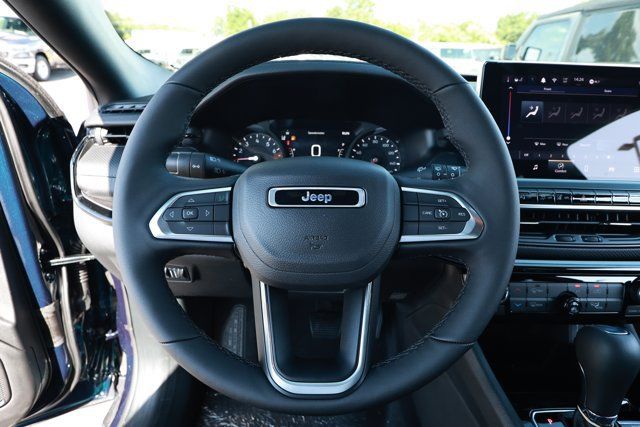 New 2026 Jeep Compass Latitude AWD/4WD image 11