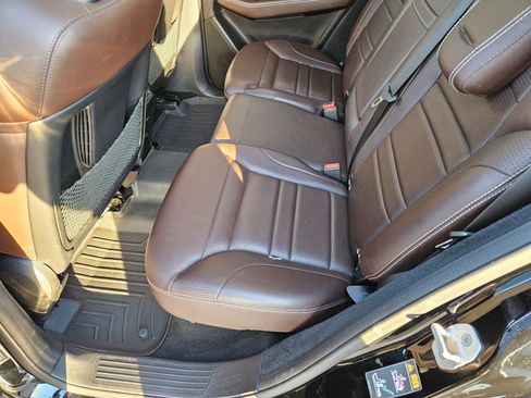 Used 2013 Mercedes-Benz ML 63 AMG 4MATIC image 20