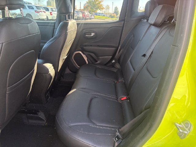 Used 2017 Jeep Renegade Limited FWD image 11