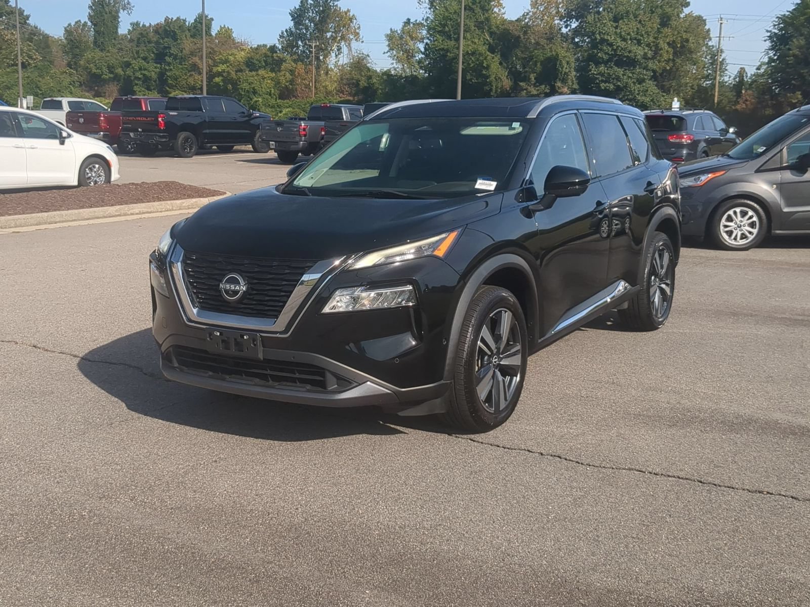 Used 2023 Nissan Rogue SL w/ SL Premium Package FWD image 7