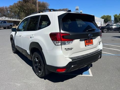 Used 2025 Subaru Forester Wilderness w/ Wilderness Package AWD/4WD image 11