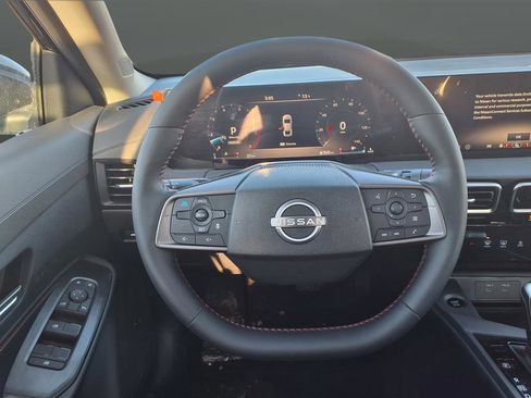 New 2026 Nissan Sentra SR w/ SR Premium Package FWD image 19