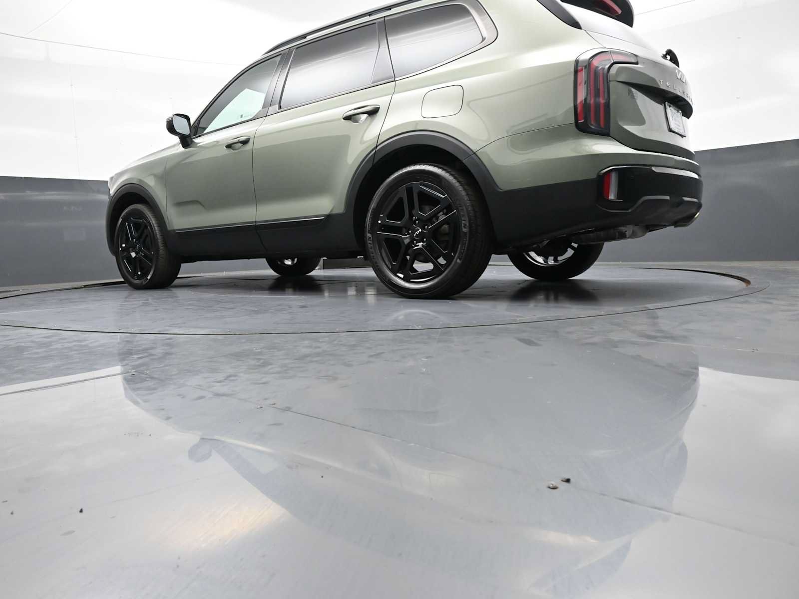 Used 2024 Kia Telluride EX X-Line AWD/4WD image 34
