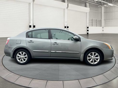 Used 2012 Nissan Sentra 2.0 SL image 2