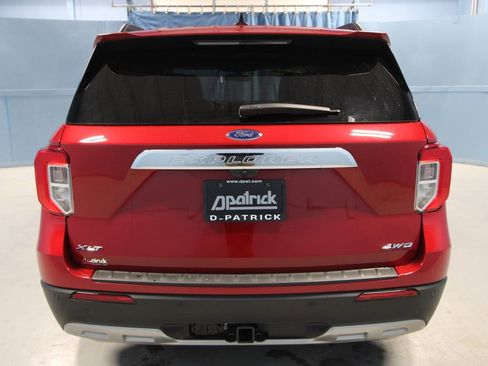 Used 2023 Ford Explorer XLT w/ Equipment Group 202A image 31