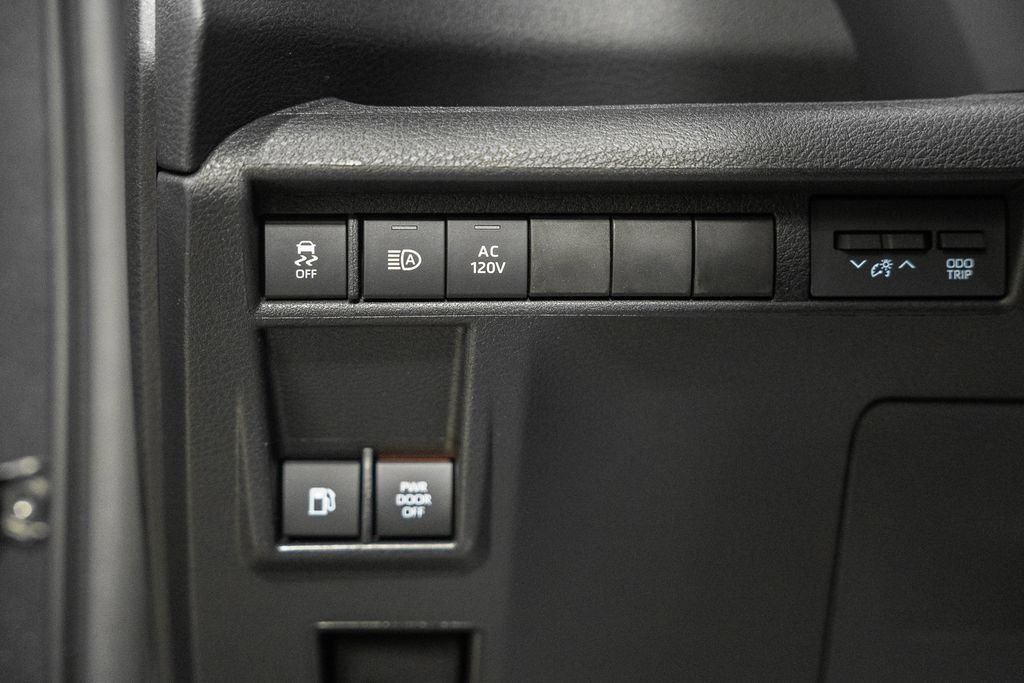 New 2026 Toyota Sienna XLE Woodland Edition AWD/4WD image 45