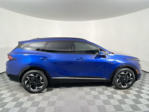 Certified 2025 Kia Sportage SX FWD image 2