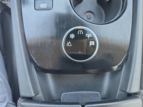 Used 2023 Nissan Rogue SV w/ SV Premium B Package AWD/4WD image 34