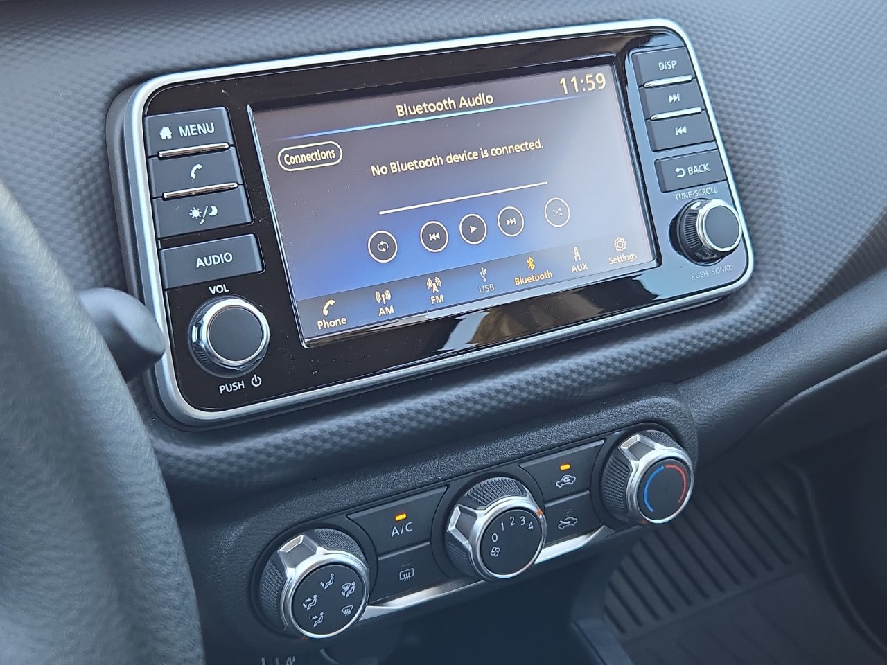 Used 2025 Nissan Kicks Play S FWD image 19