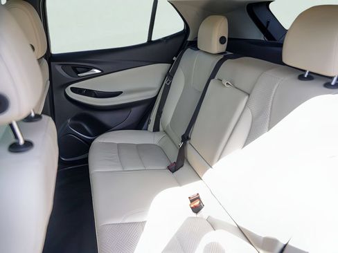 Used 2022 Buick Encore GX Essence w/ Experience Buick Package FWD image 26