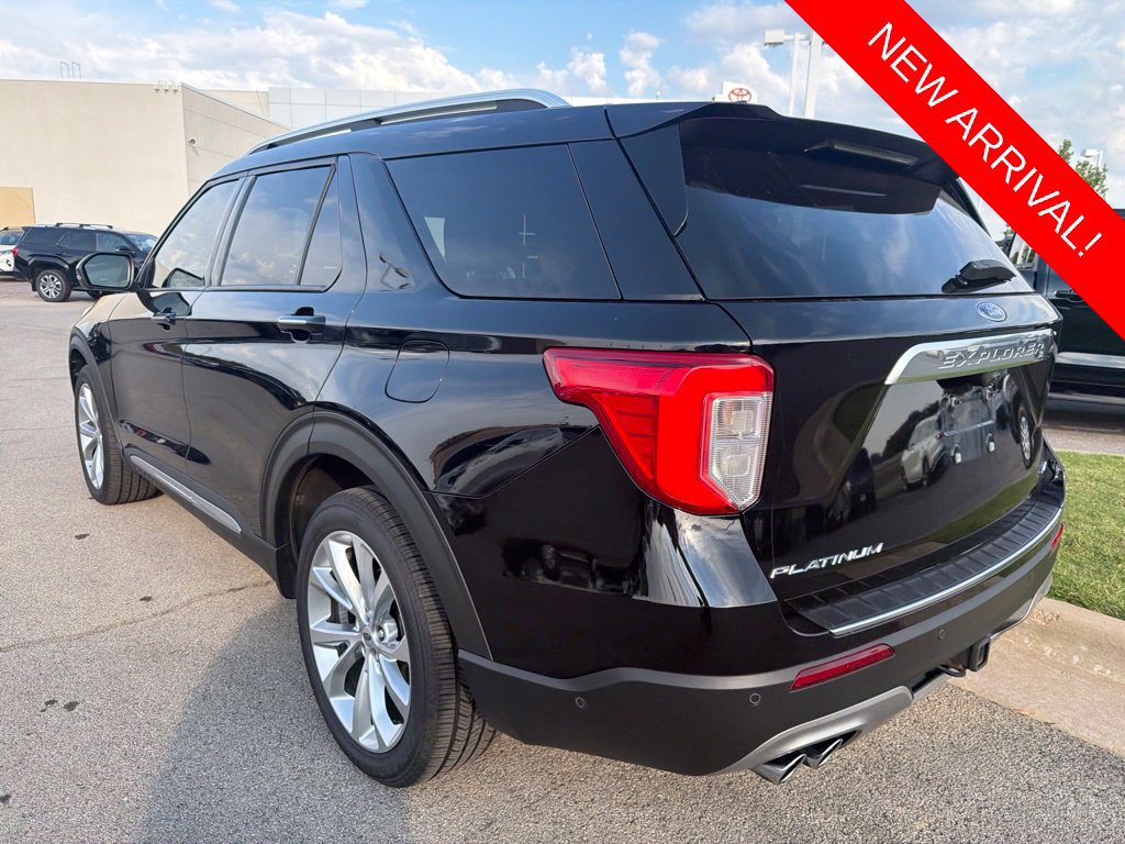 Used 2021 Ford Explorer Platinum w/ Equipment Group 601A AWD/4WD image 6