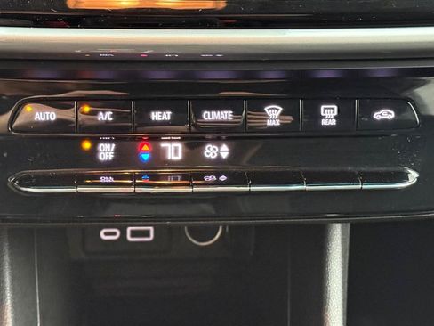 Used 2023 Chevrolet Bolt LT w/ Driver Confidence Package FWD image 17