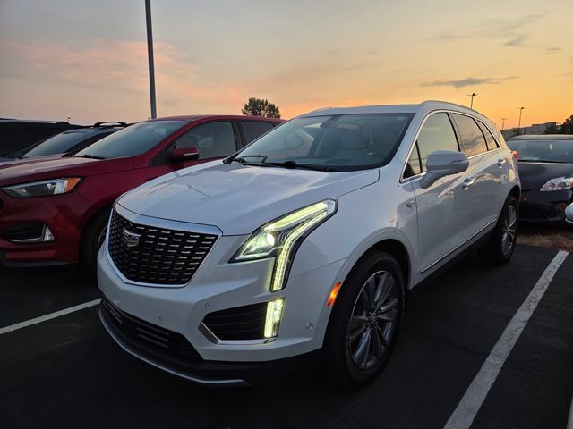 Certified 2023 Cadillac XT5 Premium Luxury w/ Technology Package AWD/4WD image 1