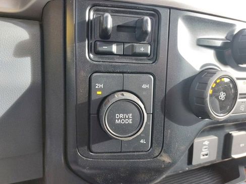 New 2024 Ford F550 4x4 Regular Cab Super Duty image 31