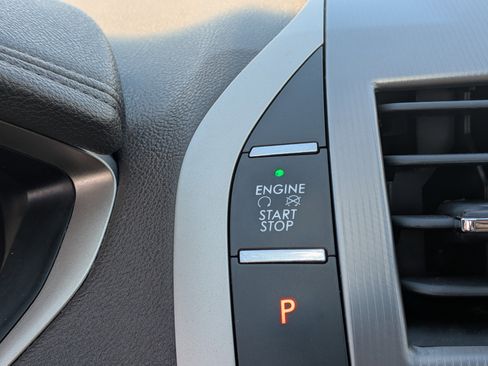 Used 2019 Lincoln MKZ Reserve FWD image 29