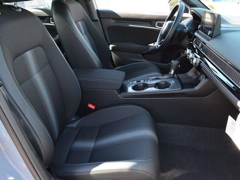 Used 2023 Honda Civic Sport image 19