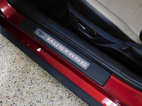 Used 2015 Ford Mustang Premium RWD image 29