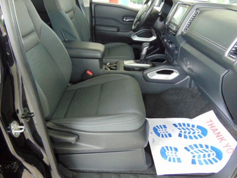 Used 2022 Nissan Frontier SV AWD/4WD image 21