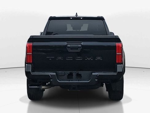 Used 2024 Toyota Tacoma TRD Sport image 6