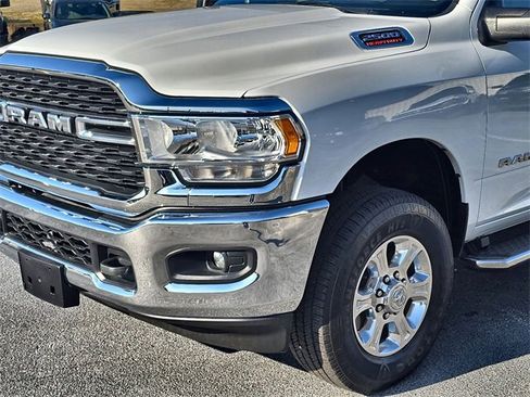 Used 2024 RAM 2500 Big Horn w/ Bed Utility Group image 10