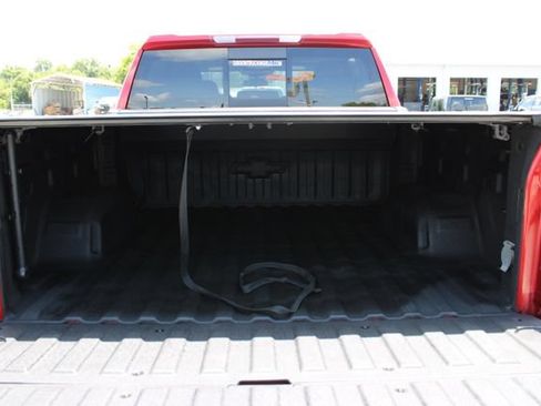 Used 2024 Chevrolet Silverado 1500 LT Trail Boss w/ Convenience Package II AWD/4WD image 10