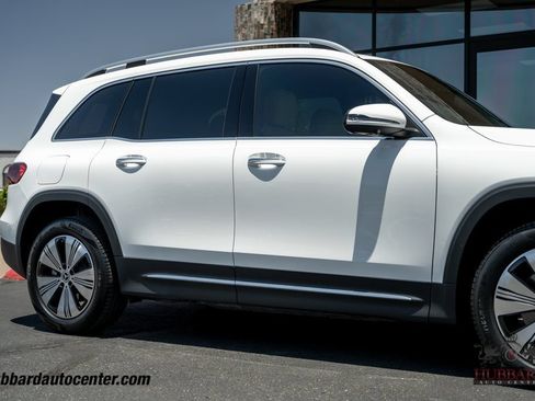 Used 2025 Mercedes-Benz EQB 250+ image 31