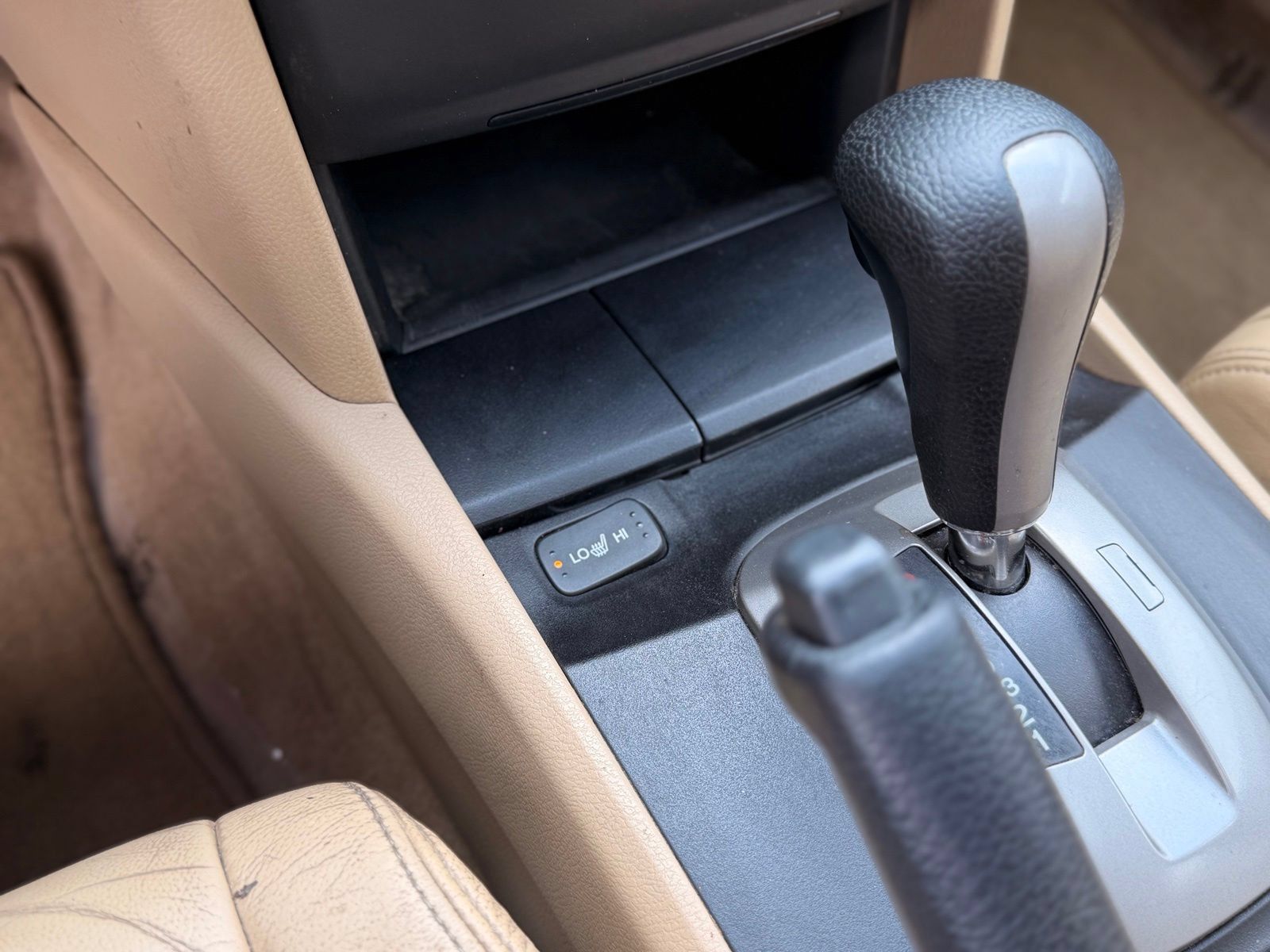 Used 2010 Honda Accord EX-L image 29