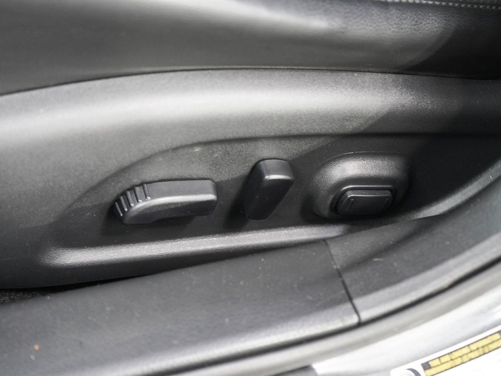 Used 2015 Nissan Altima 2.5 SL FWD image 25
