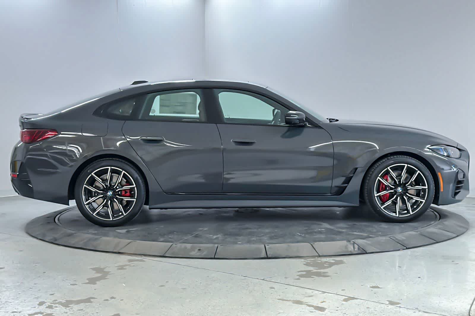 New 2026 BMW 430i w/ M Sport Package RWD image 8