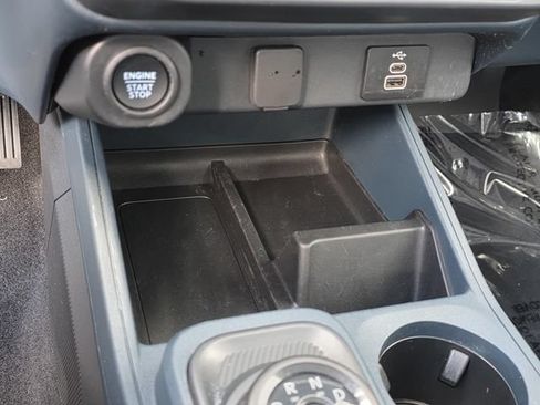 Used 2025 Ford Maverick Lobo AWD/4WD image 23