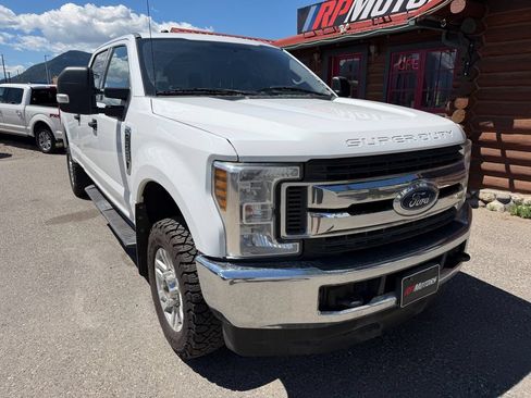 Used 2019 Ford F350 XLT AWD/4WD image 2