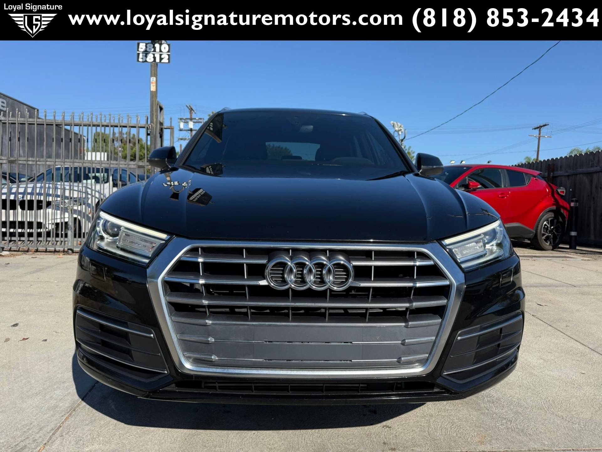 Used 2019 Audi Q5 2.0T Premium w/ Convenience Package AWD/4WD image 2