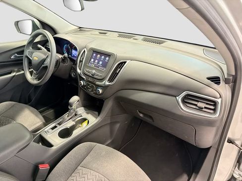 Used 2022 Chevrolet Equinox LT FWD image 24