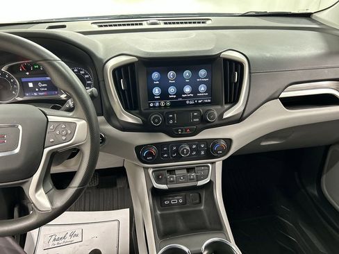 Used 2022 GMC Terrain SLE w/ Driver Convenience Package AWD/4WD image 18