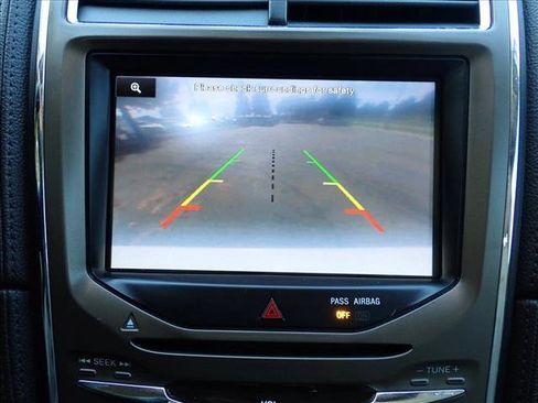 Used 2013 Lincoln MKX AWD image 19