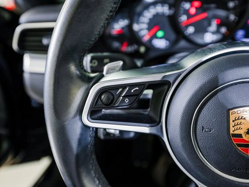 Used 2017 Porsche 911 Carrera 4 image 16