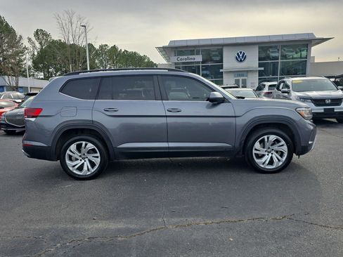 Used 2021 Volkswagen Atlas SE image 4