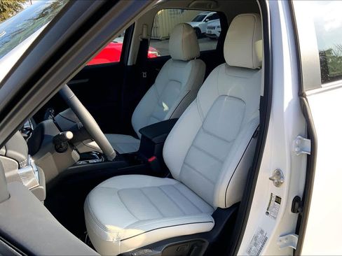 New 2025 MAZDA CX-5 AWD 2.5 S w/ Preferred Package image 9