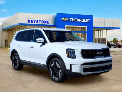 Used 2025 Kia Telluride S