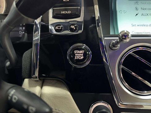 Used 2015 Rolls-Royce Ghost image 40