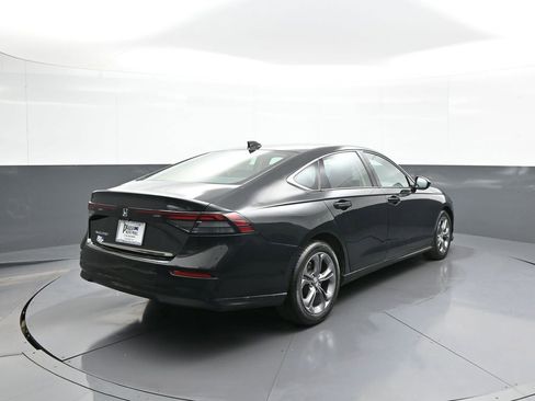 Certified 2023 Honda Accord EX image 6