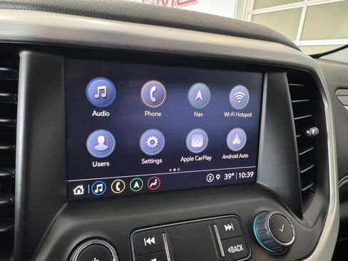 Certified 2023 GMC Acadia SLE w/ Driver Convenience Package image 19