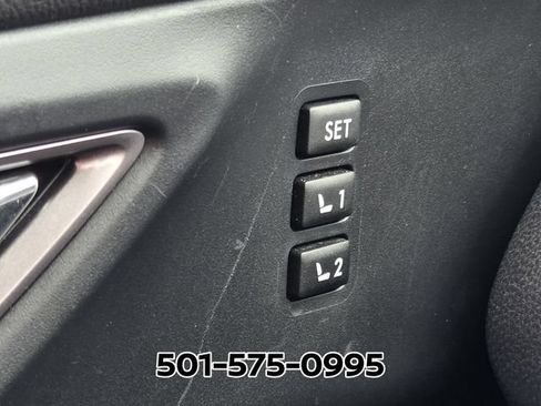 Used 2023 Subaru Ascent Limited AWD/4WD image 31