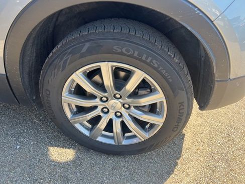 Used 2023 Cadillac XT4 Premium Luxury image 5