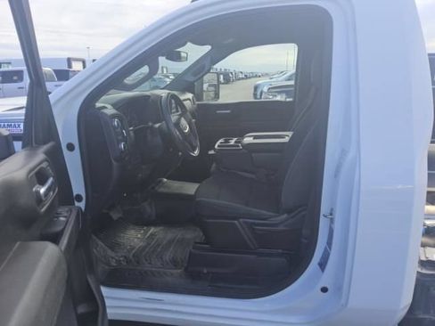 Used 2024 GMC Sierra 3500 Pro w/ Convenience Package AWD/4WD image 2