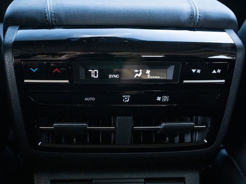 New 2026 Acura MDX SH-AWD image 37